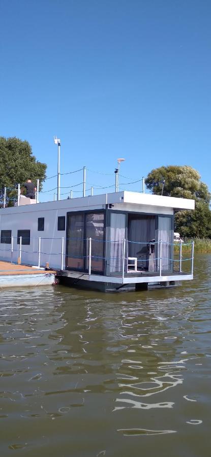 Houseboat Arka 1 - Domki Na Wodzie, Rower Wodny, Wifi, Parking Мєлно Екстер'єр фото