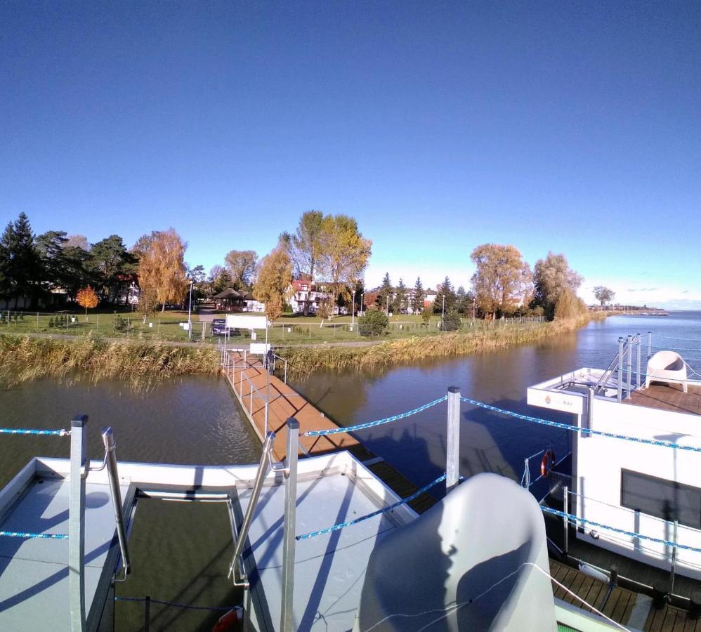 Houseboat Arka 1 - Domki Na Wodzie, Rower Wodny, Wifi, Parking Мєлно Екстер'єр фото